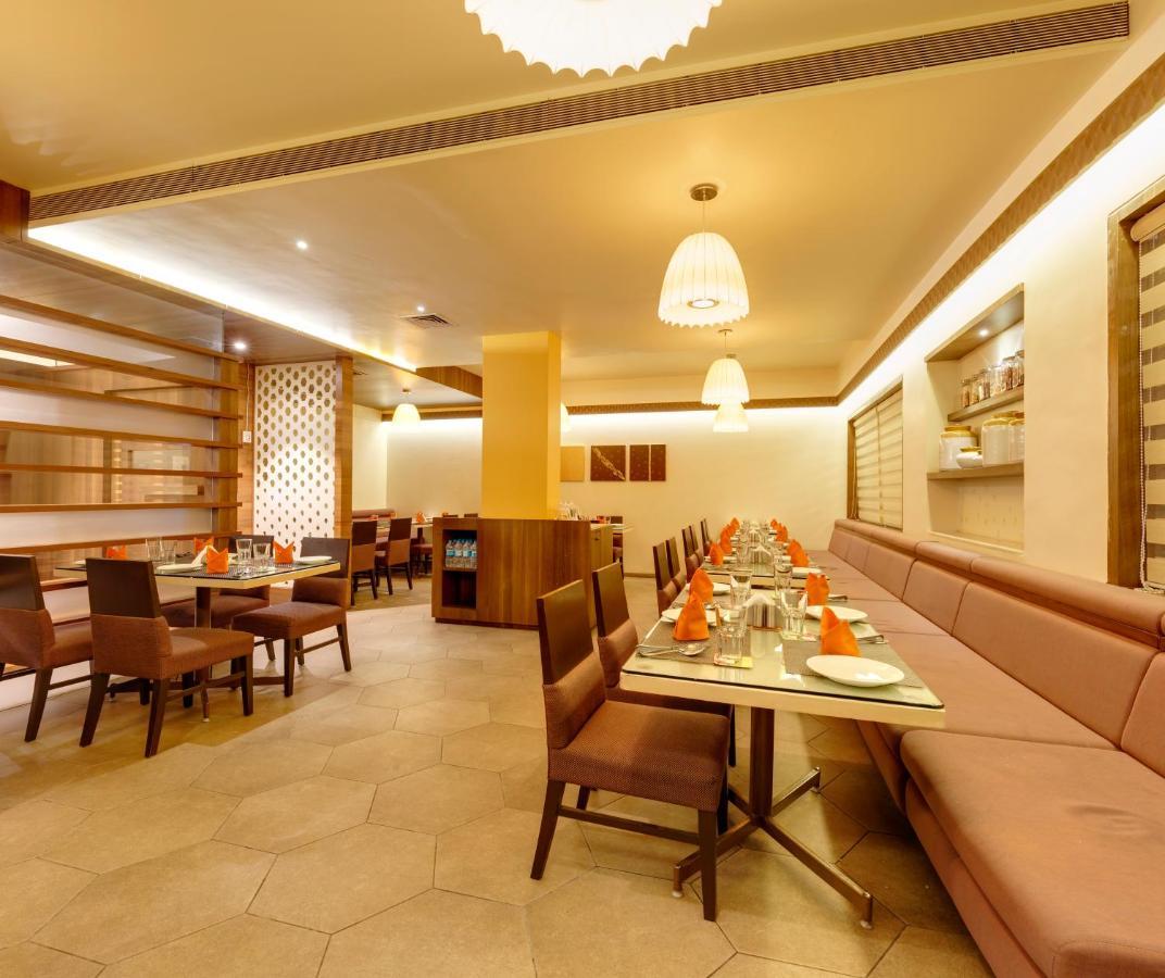 Regenta Place Raysons Kolhapur Exterior photo